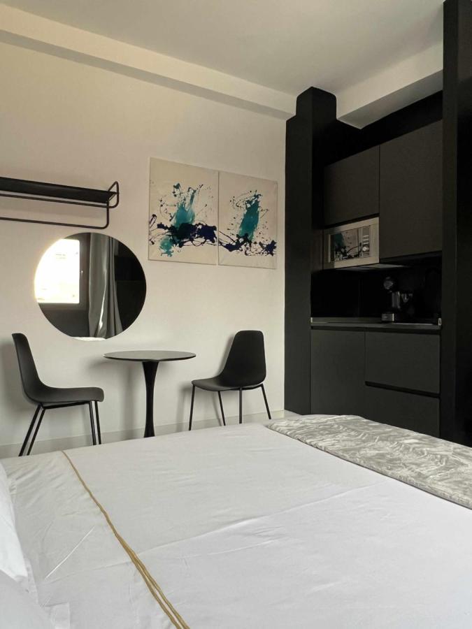 Fiesta Cama Individual Modern & Luxury Apartment Malaga Exterior photo